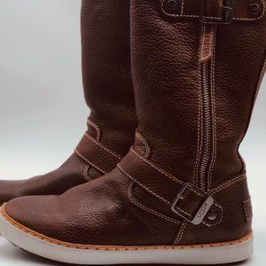 UGG Boots Tennis Shoe Style